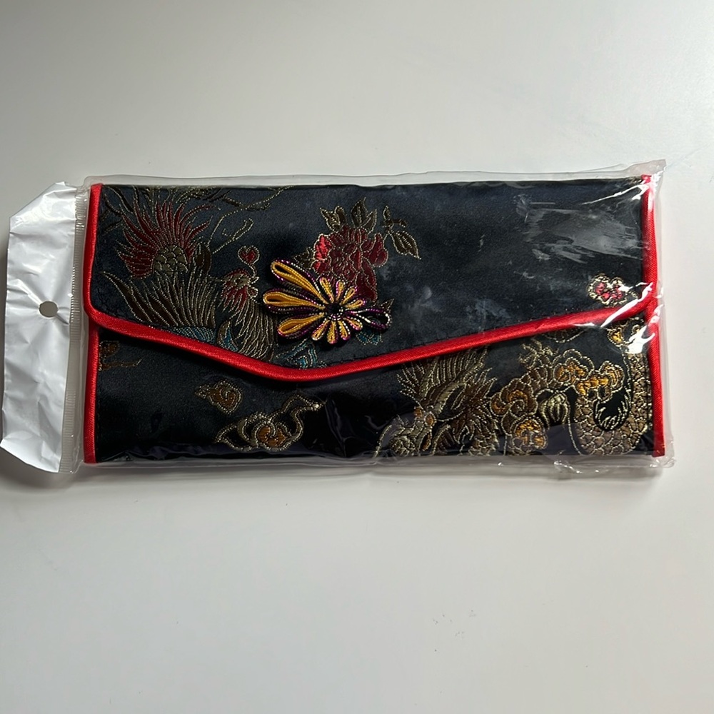 NWT Fabric Dragon Wallet Embroidered Black Fabric Snap 7"x3" Red Trim Chinese